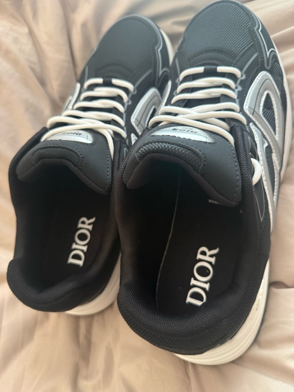 Dior Black and White Men’s Chunky Logo Sneakers b30 - Picture 3 of 4